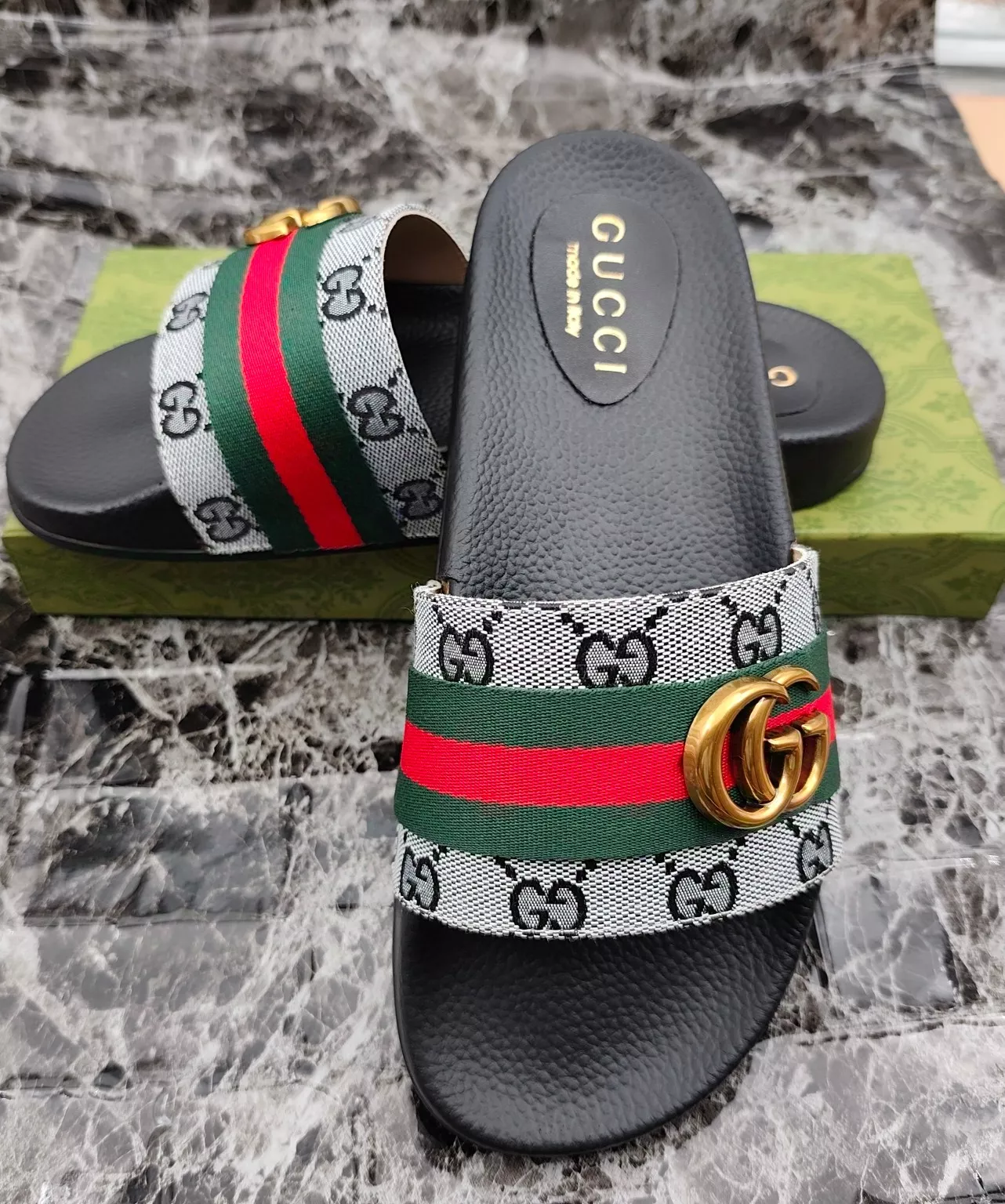 gucci chaussons pour femme s_12a27ab1